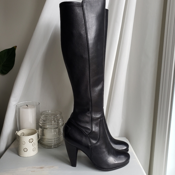 BNWT Frye knee high leather boots with stretch leather back - Picture 9 of 9